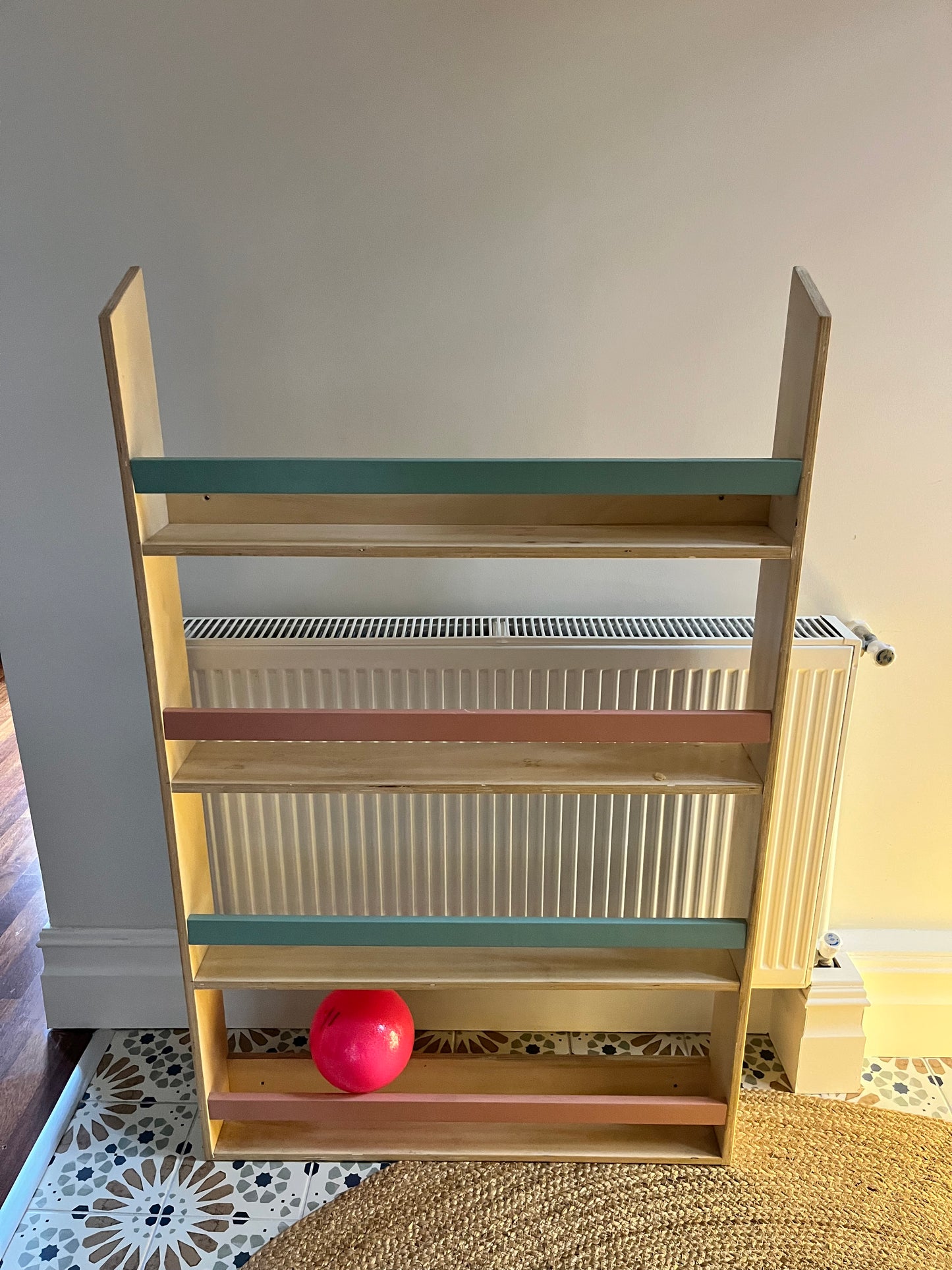 Ahşap Montessori Kitaplık (ikinci el)